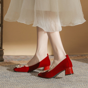高档女士红色时尚婚鞋