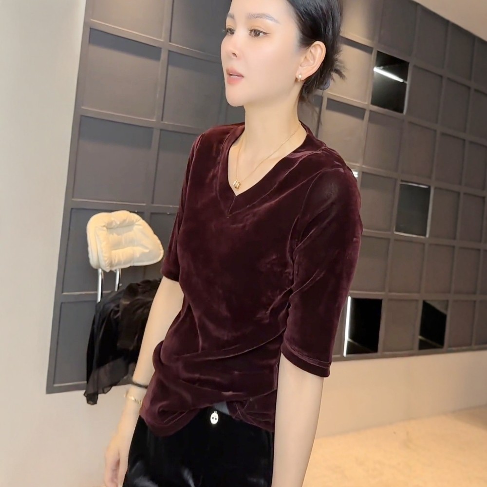 女士早秋新款时尚V领设计感纯色丝绒中袖T恤气质显瘦百搭打底上衣