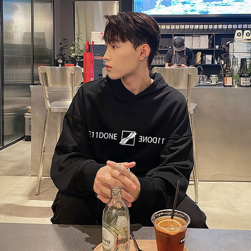 WE11DONEKONNE连帽卫衣男