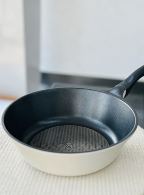 韩国PN枫年不粘锅24-28cm煎炒锅轻便不粘丝滑好打理