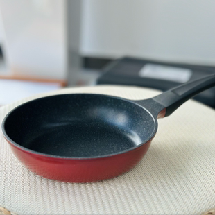 爱合米进口窑洞红不粘锅20-28cm煎锅炒锅平底锅厨房家用轻便不粘