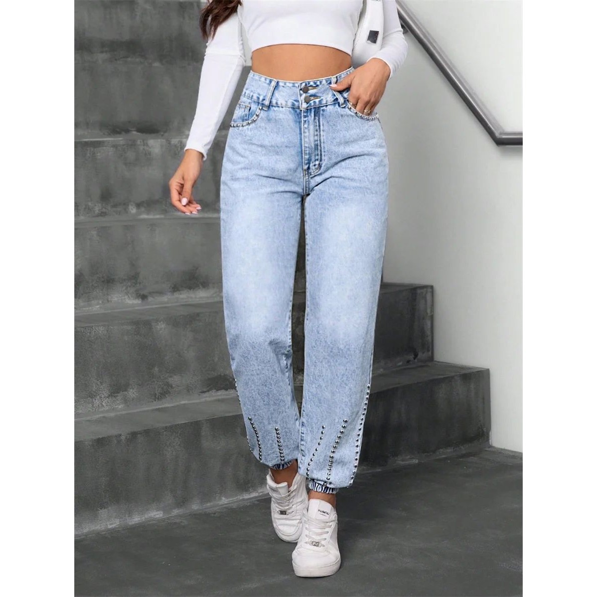 Casual high waisted loose denim pants休闲高腰宽松牛仔长裤女