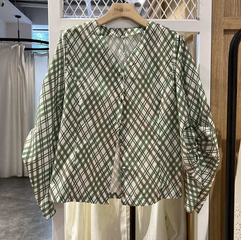 indicia3A202SY098专柜正品标记女春款V领绿色衬衫上衣吊牌价539图片