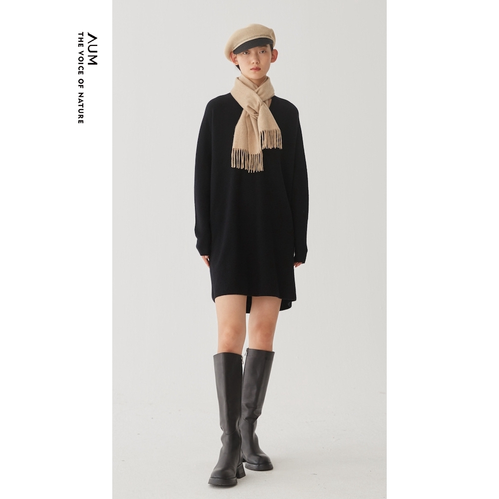aum噢姆冬季羊毛针织连衣裙