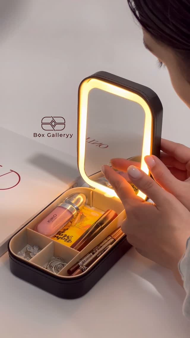 旅行随身便携led带灯化妆补妆镜饰品化妆品高级感皮质收纳首饰盒