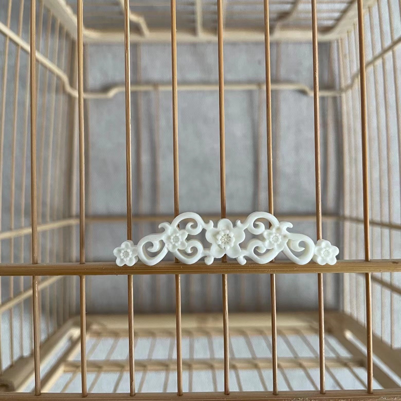 南方绣眼鸟亮板笼牛骨鸟笼配件门花梅花冰梅门可打孔可定制