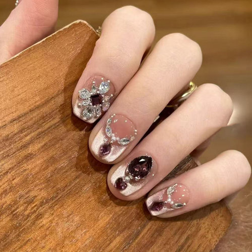 乌木玫瑰法式渐变美甲