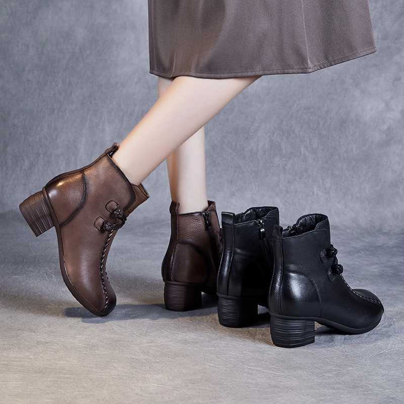 2025秋冬新款民族风头层牛皮中粗跟妈妈皮靴女真皮复古时装短靴子