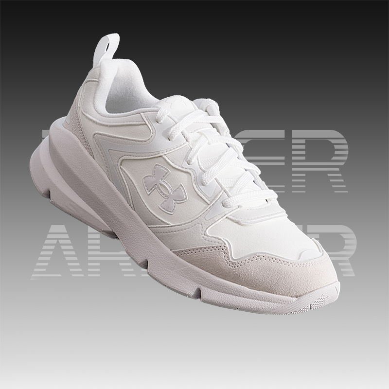 安德玛轻便透气跑步鞋