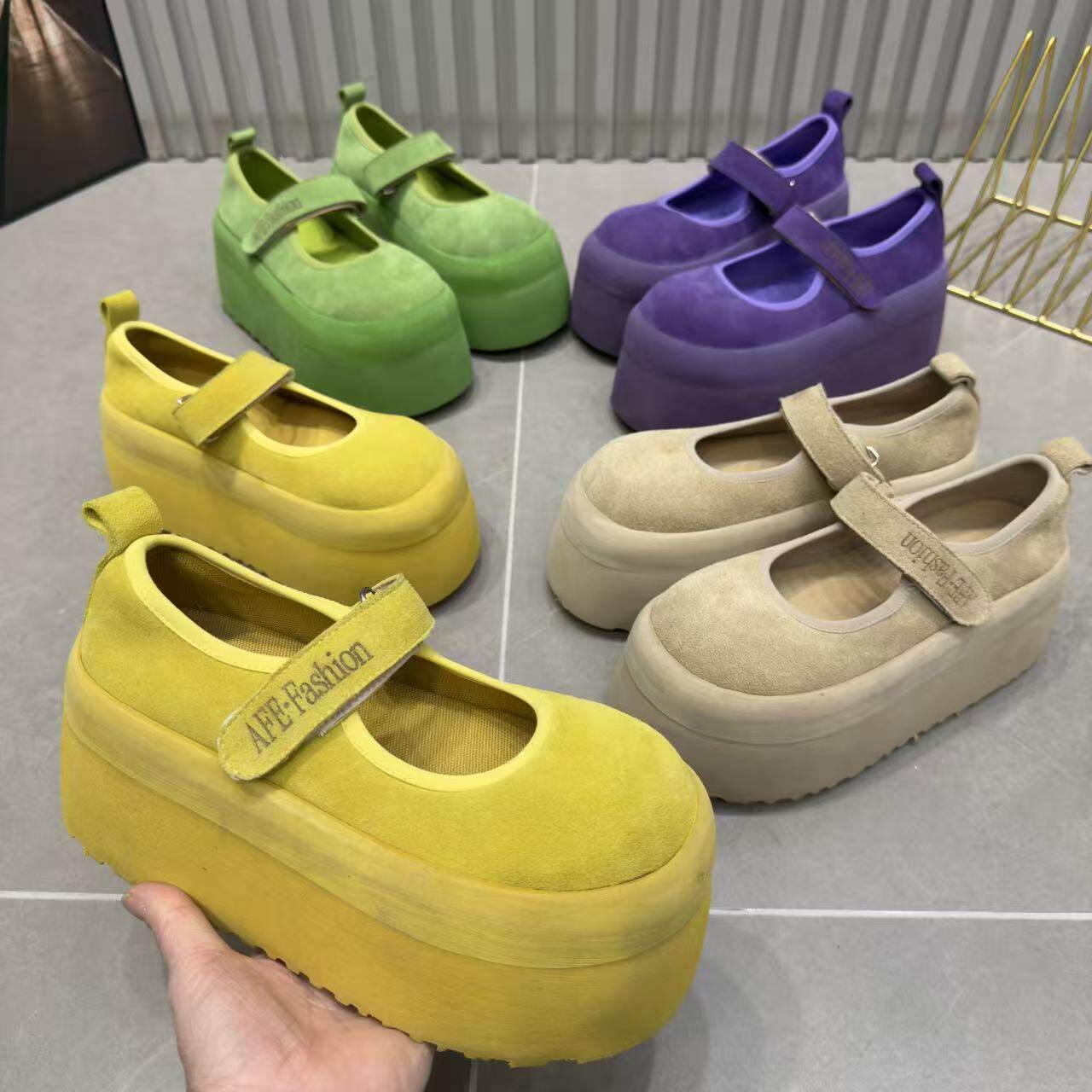 超轻磨砂皮厚底增高8厘米浅口单鞋女2026年春季新款磨砂贴1168-6