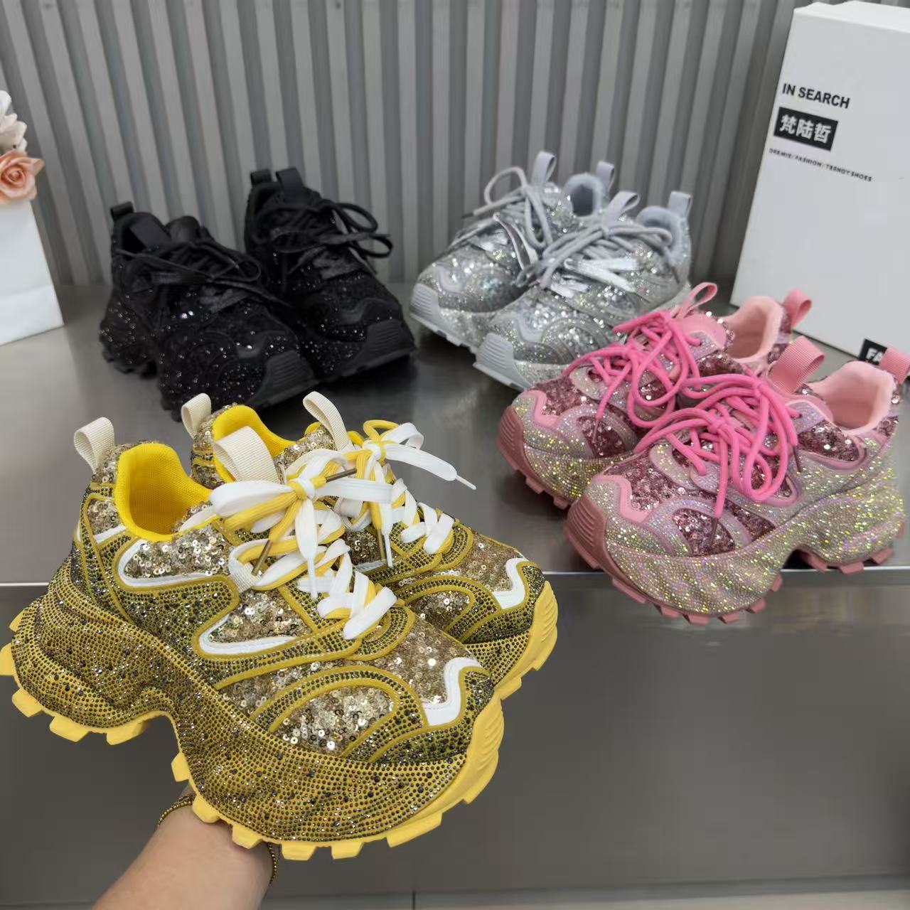 秋新厚底增高水钻老爹鞋