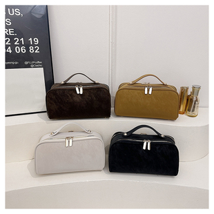 真皮化妆包女大容量收纳包简约手提洗漱包