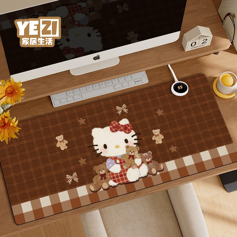 凯蒂猫加热电脑鼠标垫桌面暖桌垫