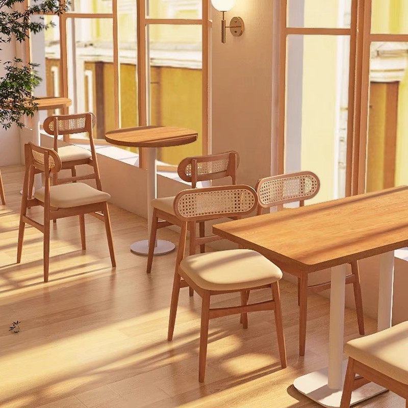 奶油风咖啡厅桌椅组合甜品店烘焙面包蛋糕奶茶店洽谈实木椅子休闲