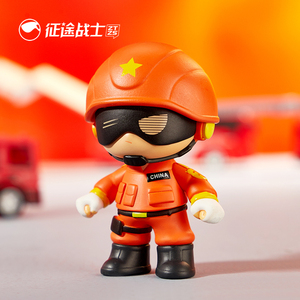 2023新款军人汽车内饰品摆件消防飞行员男中控台上网红高级感手办