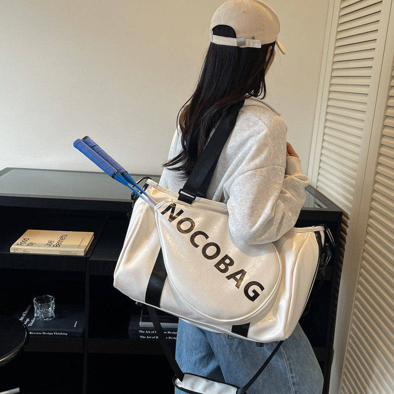 暴力纹旅行袋防水多功能羽毛球包运动包干湿分离男女球拍包包女包