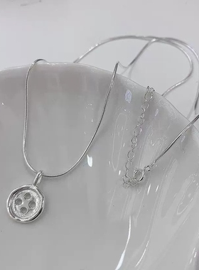 S925纯银项链纽扣女生小众ins风简约蛇骨链镂空短款简约套链小众