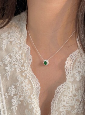 S925纯银绿玉髓项链女小众轻奢气质高级感锁骨链百搭韩版颈链潮饰