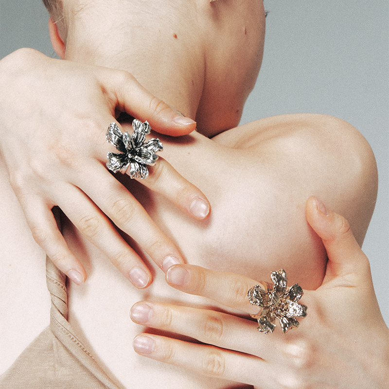 1JINN M2M 原创设计复古立体金属花朵戒指女冷淡风轻奢高级感指环