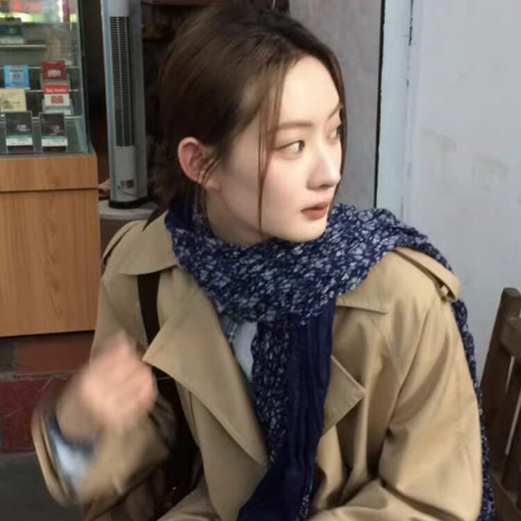 文艺复古围巾女秋冬印花薄款褶皱丝巾压皱古风棉麻小碎花拼接披肩