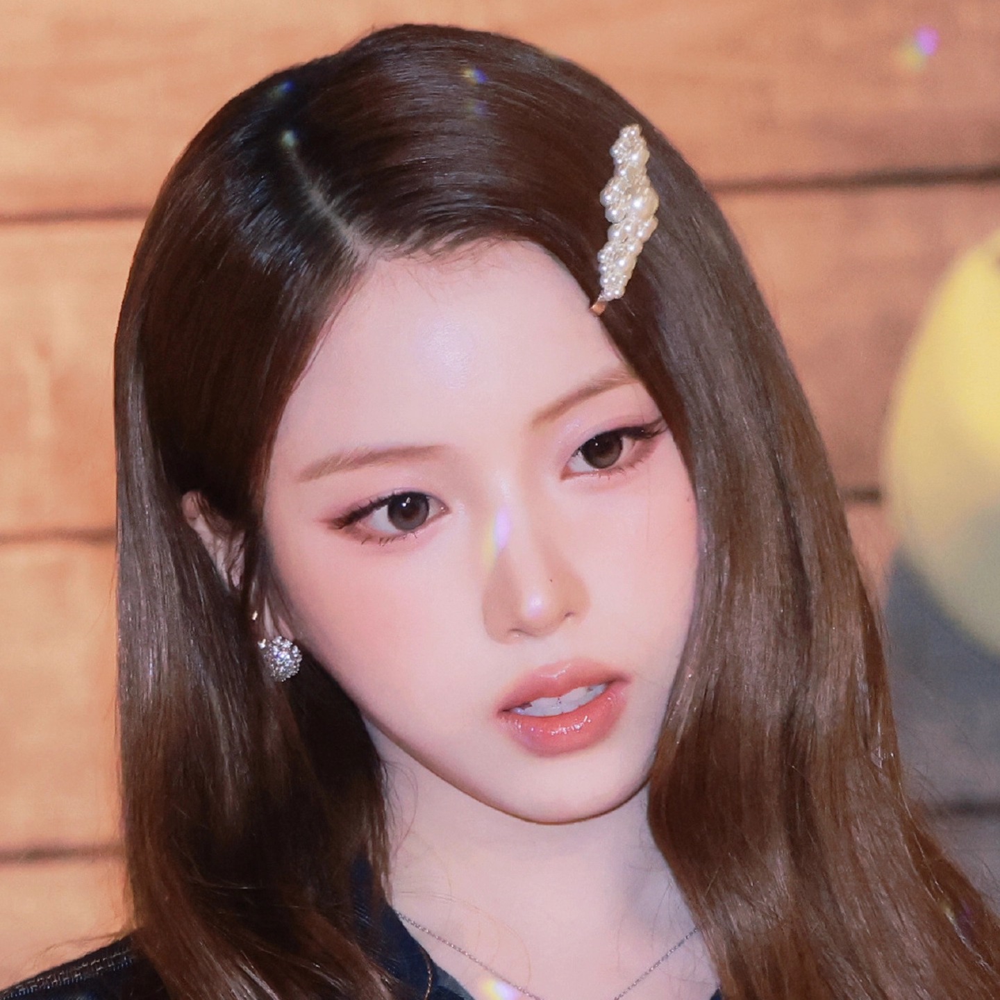 金智羽同款花朵珍珠发夹甜美气质百搭高级感侧边刘海夹发饰发卡女