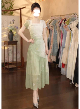 大码MM高级感绿色渐变掐腰连衣裙女夏季新款绝美禅意风短袖长裙子