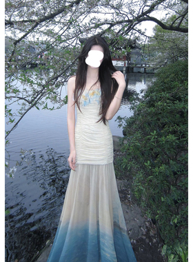 温柔优雅度假氛围感新款收腰黄色渐变连衣裙微胖夏日晕染花朵长裙