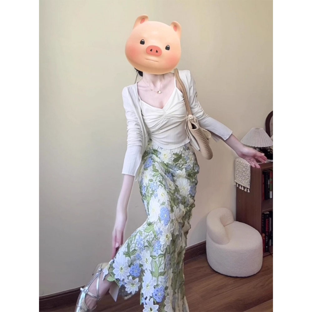 韩系小清新温柔少女度假风三件套新款包臀半身裙大码显瘦吊带开衫