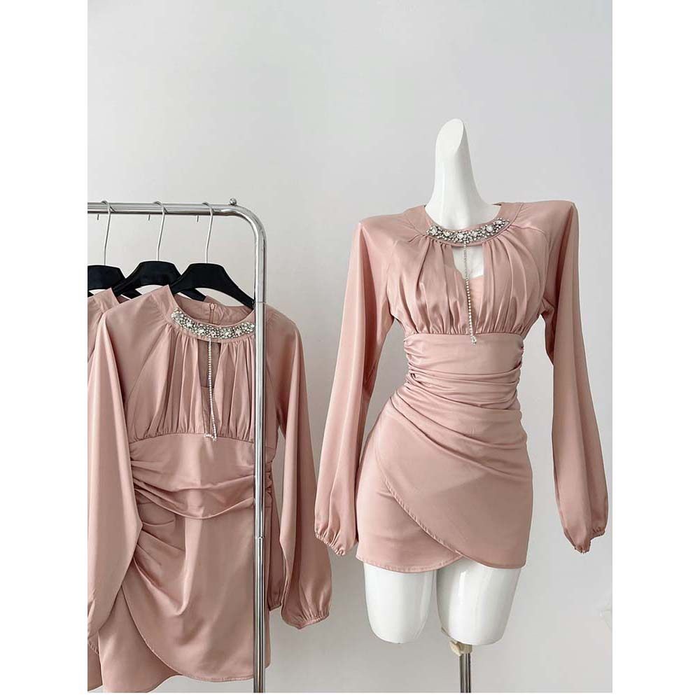 春秋高腰褶皱灯笼袖交叉连衣裙时尚大码气质名媛缎面水钻镂空短裙