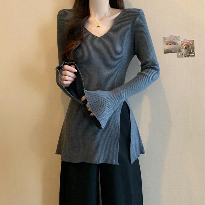 大码法式喇叭袖针织打底衫女秋冬胖mm遮肉显瘦v领毛衣不规则上衣