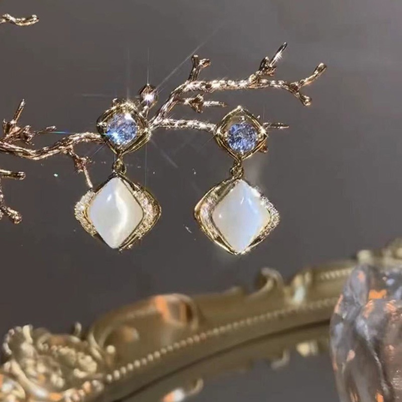 日韩小巧精致几何菱形猫眼石微镶耳环女轻奢优雅简约时尚气质耳饰