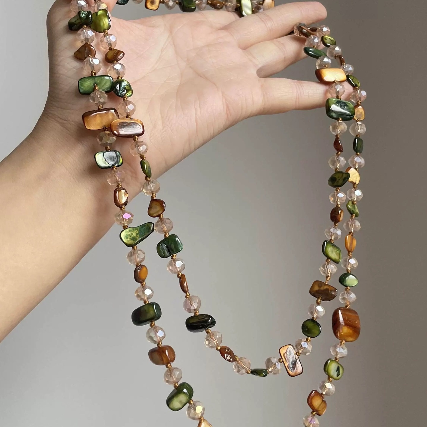 复古不规则天然贝壳项链女双层叠戴彩色串珠吊坠锁骨链度假风配饰