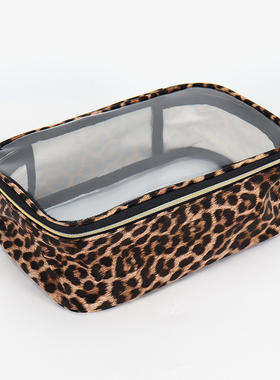 新款豹纹化妆包2025便携式高级感大容量旅行透明化妆品洗漱收纳包