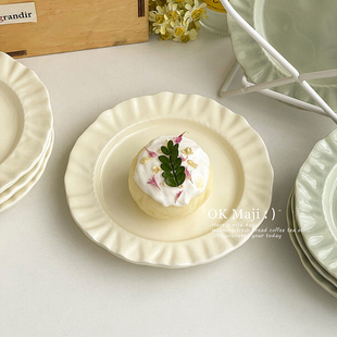 特别好看的小盘子碟子精致陶瓷家用迷你小吃一人食6寸甜品盘子