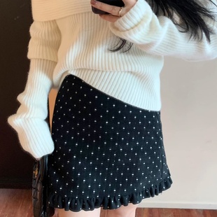 秋冬加厚毛呢半身裙微胖mm松紧高腰黑色波点木耳边包臀a字短裙女