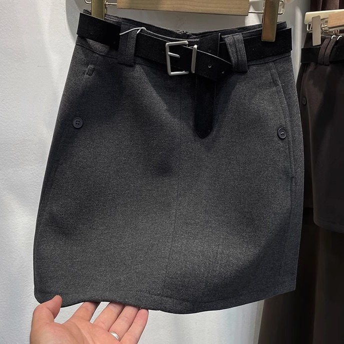 灰色毛呢半身裙高腰防走光短裙女