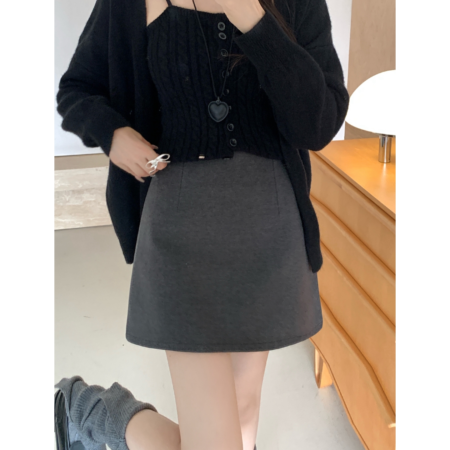 大码灰色毛呢半身裙女秋呢子短裙