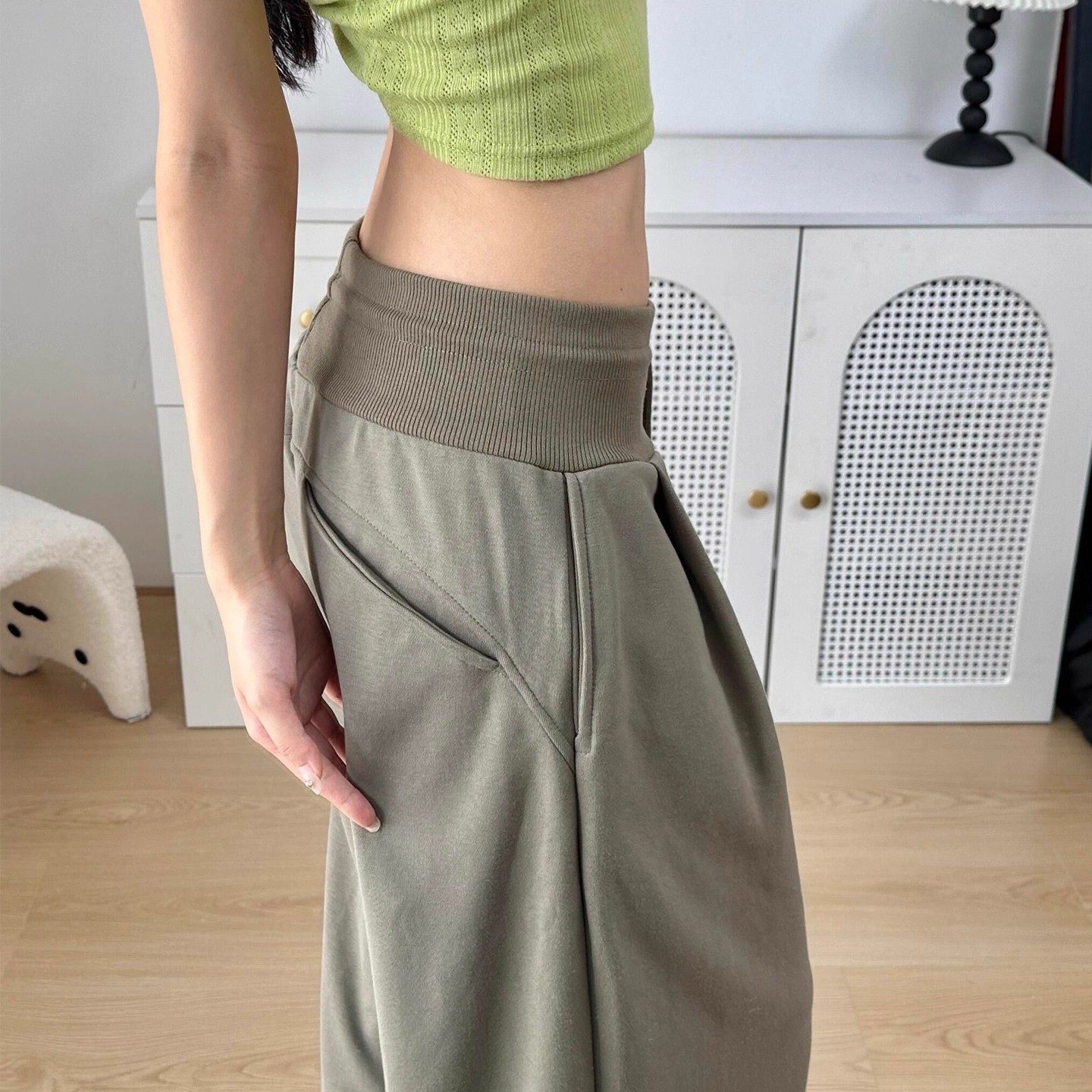 美式复古宽松阔腿裤女秋季2025新款低腰抽绳休闲裤慵懒垂感运动裤，女装休闲裤，搜酷衣阁