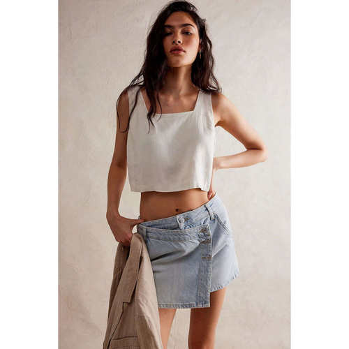 Women's irregular button half skirt 女士不规则纽扣半身裙