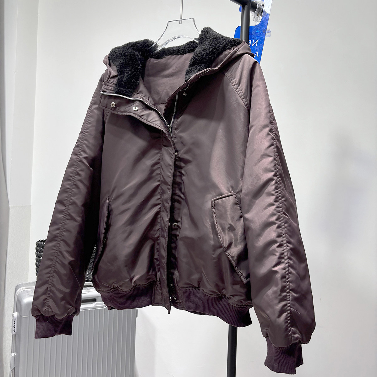 辣妹风小众设计感毛领连帽MA1廓形飞行员夹克大版加厚棒球服外套