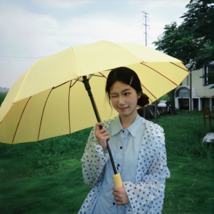 拿捏雨天氛围~黄色雨伞2026年新款加大加厚加固长柄伞抗强风暴雨