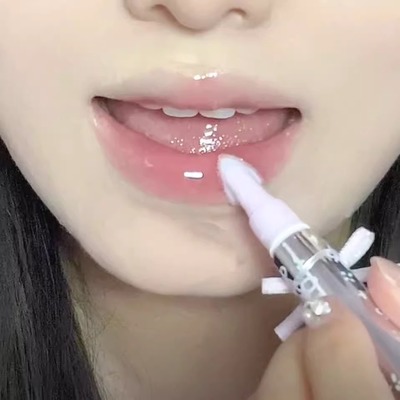 人生灰粉出现了!清冷感谁懂啊~毛绒刷头爱心小蝴蝶结唇蜜女平价