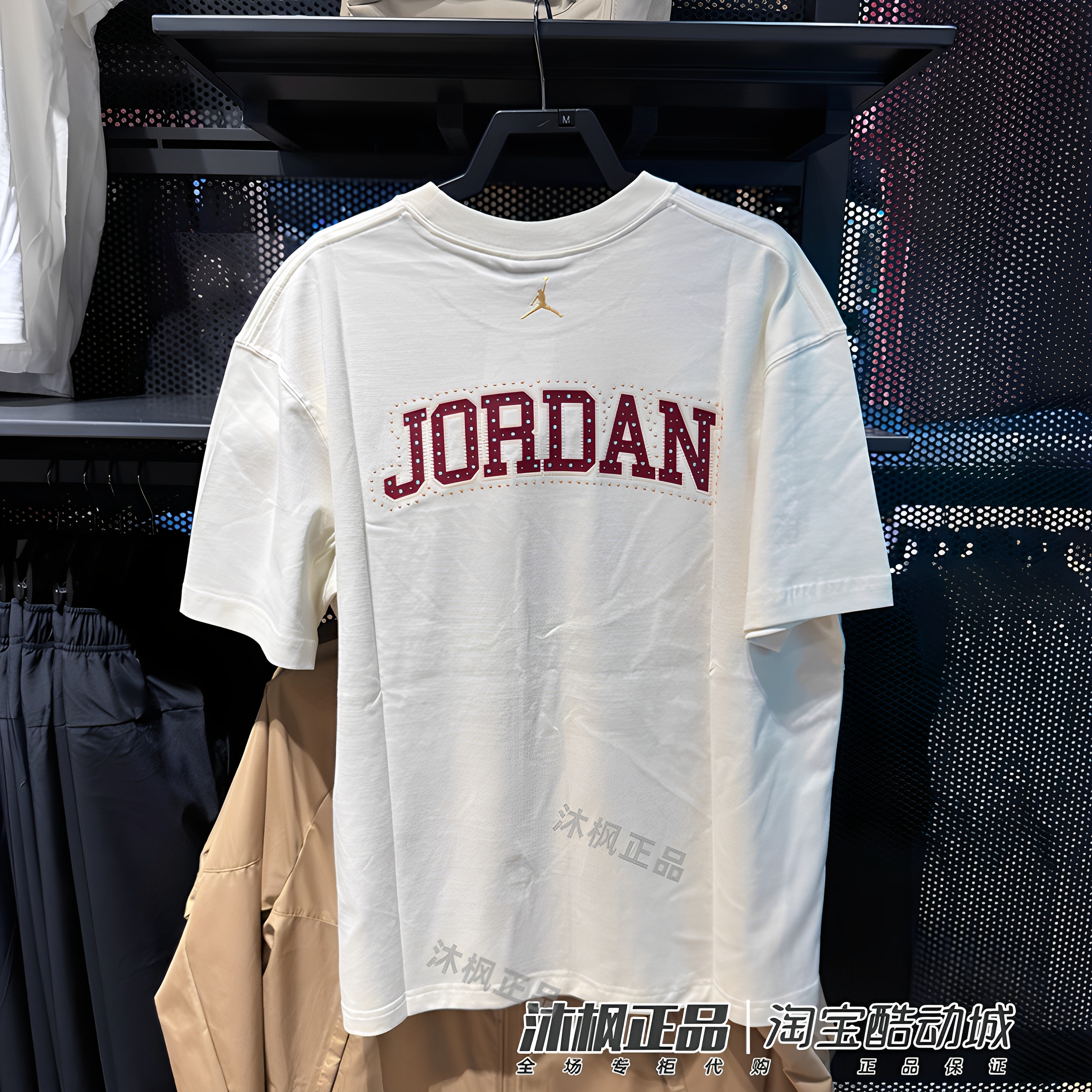 耐克JORDAN女子圆领纯棉运动短袖