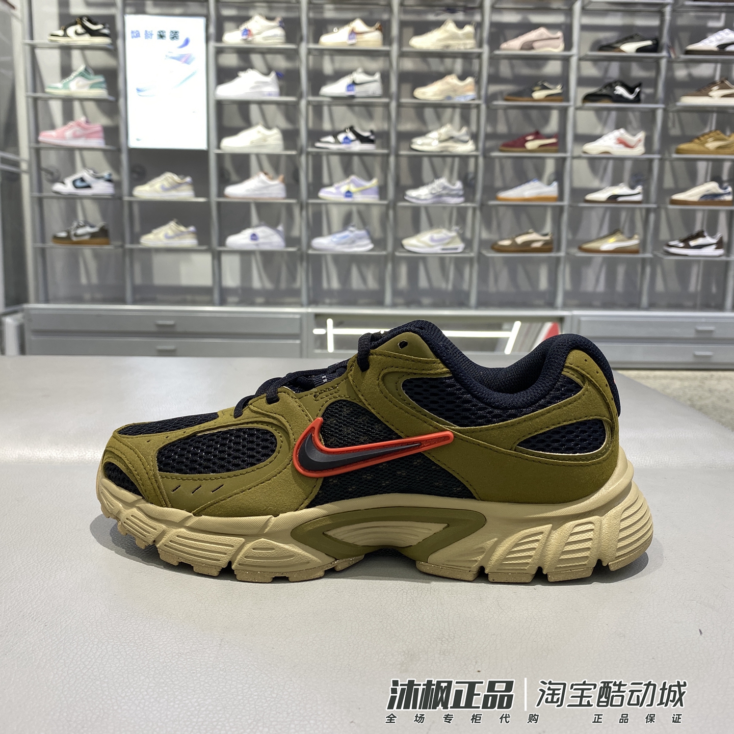 耐克男鞋低帮轻便缓震运动休闲鞋