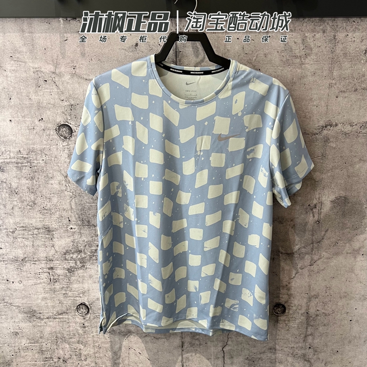 运动训练速干透气宽松圆领短袖