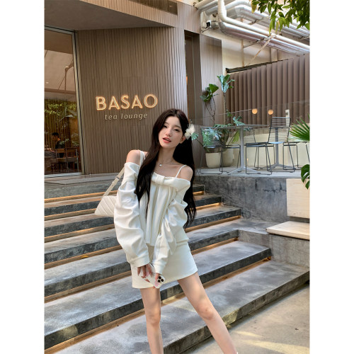 YIYIWANG白色蝴蝶套装