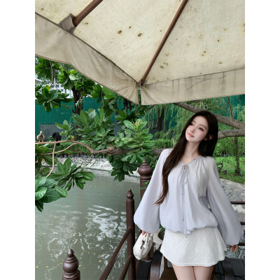 YIYIWANG蓝色系带灯笼袖衬衫
