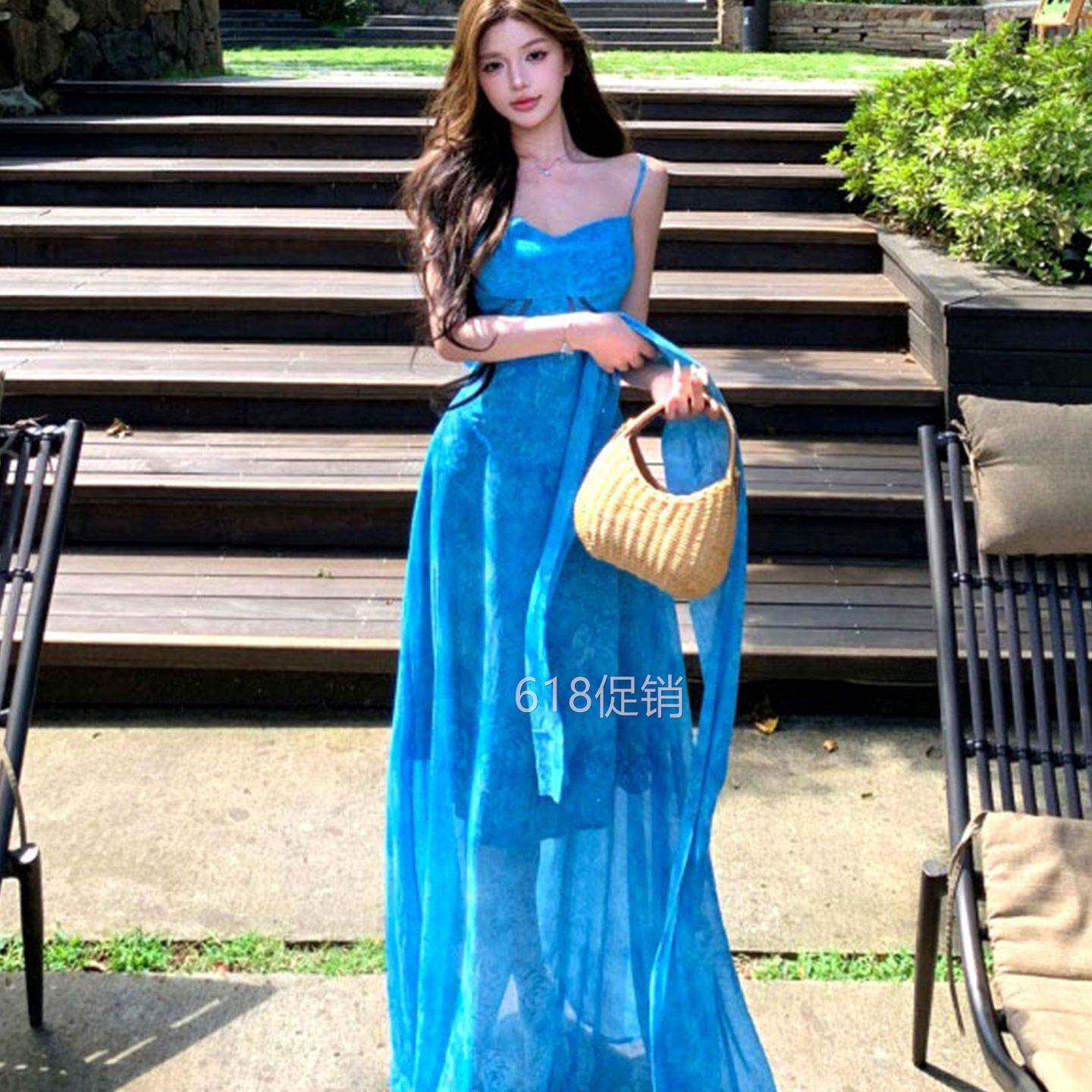 魅影仙女夏季扎染蓝色吊带长裙三亚海岛度假穿搭海边丁达尔洋装