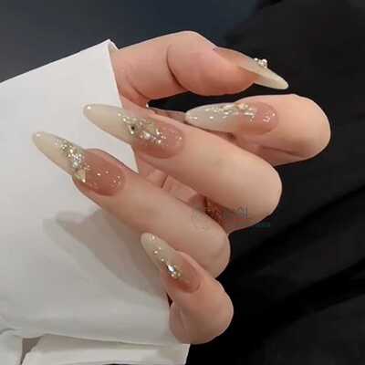 长款奶白渐变穿戴甲CIGL纯手工