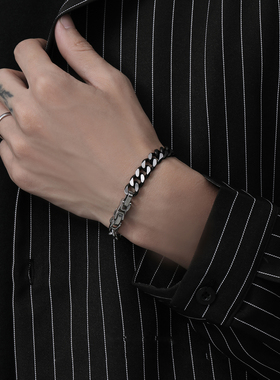 回到未来手链男女ins轻奢小众设计感手环个性百搭钛钢不掉色手饰
